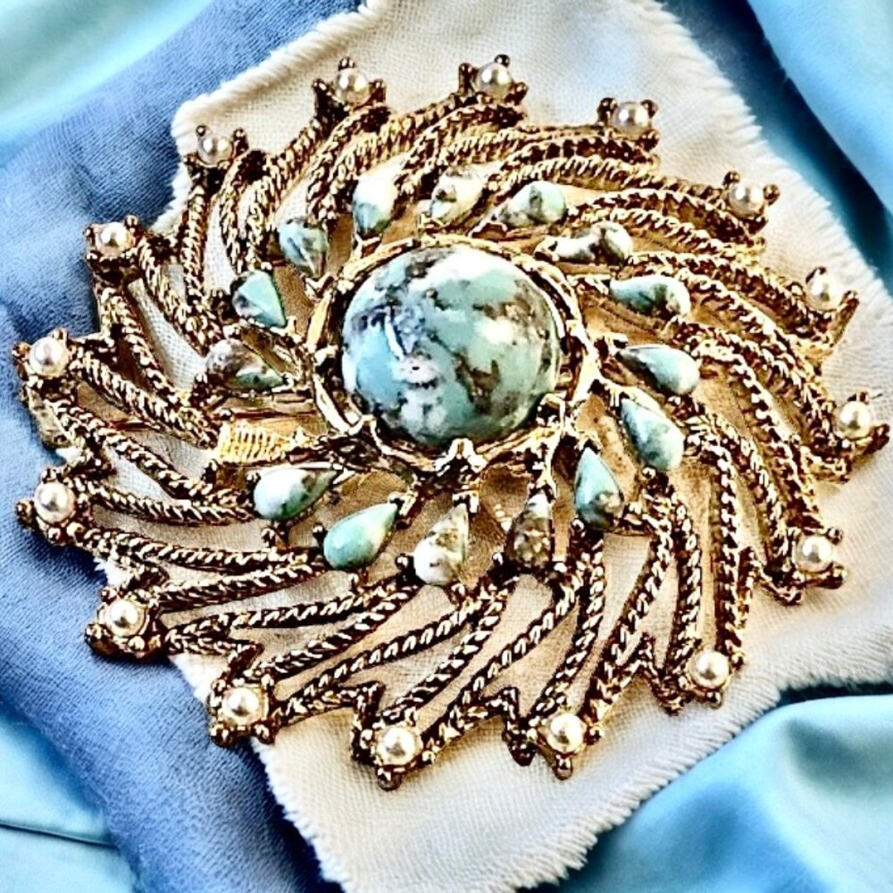 SARAH COVENTRY Brooch Azure Skies Faux Turquoise Pearl Goldtone Pin Signed FLAW